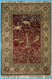 Milli Saraylar Hali Koleksiyonu Nun Onemli Bir Kismini Donemin Uslup Ozelliklerini Buyuk Oranda Yansitan Hereke Halilari Olustur Tapis Persan Tapis Turc Tapis