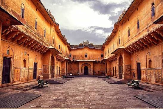 Fort St. George Chennai: Entry fee, Best time to Visit, Photos & Reviews