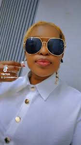 Esther Mwende Macharia 添加了1 张新照片。