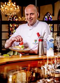 Bu şirketler € 504.92 milyonlarca tahmininde. Op Bezoek Bij Willem Bos Van De Basiliek Entree Magazine