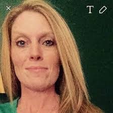 Ellen Plank's Instagram, Twitter & Facebook