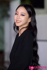 Han ye seul (han hye seul) 한예슬. Han Ye Seul Shows Off A Bold Eyeshadow Look
