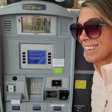 102.1 BOB FM (@102.1bobfm) · Kansas City, MO