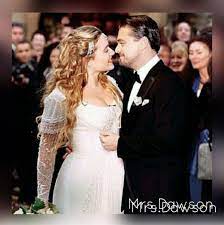 Rock your hair leonardo dicapro wedding photography poses wedding posing young leonardo dicaprio muslim couples hollywood actor 1920s party 1920s wedding. Pin On Weddings