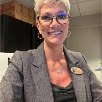 Cheri Blount's Instagram, Twitter & Facebook