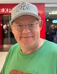 Russell Hodges's Instagram, Twitter & Facebook