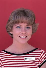  Lauren Tewes