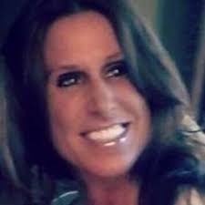 Kami Ross's Instagram, Twitter & Facebook