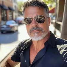 Respectfull comment for you 💝 I love your eyes, your smile, your face…  🥰🥰 You're absolutely amazing! But guess what? You NEVER reply! 🤨😞