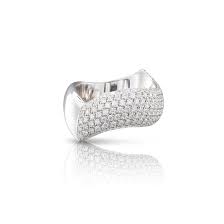 The sensual final touch is a gorgeous and generous blend of precious woods, vanilla and muscs. 18k White Gold Sensual Touch Ring With Diamonds Pasquale Bruni