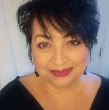 Anita Aragon's Instagram, Twitter & Facebook