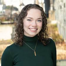 Sarah Fenner's Instagram, Twitter & Facebook