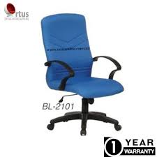 Sekiranya anda mencari kerusi pejabat yang paling menyokong dengan harga terbaik, anda perlu melihat rangkaian yang tersedia di amazon. Medium Back Office Chair Office Furniture Pejabat Kerusi Per Order One Unit Only Shopee Malaysia
