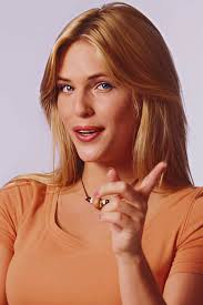 Deena Martin's Instagram, Twitter & Facebook