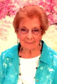 Rose Sandlin's Instagram, Twitter & Facebook