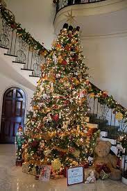 Antiques on 231, 320 south cumberland st, lebanon tn and gas lamp antiques & decorating mall, 100 powell place, nashville, tn. Holiday At Cheekwood Nashville Guru Christmas Tree Themes Nutcracker Christmas Classic Christmas Tree