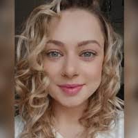 Joanna Ginter's Instagram, Twitter & Facebook