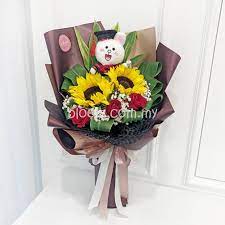 Siapa nak cari fresh flowers, aku suggest korang pergi kedai lee wah florist kat pasar senijalan kaki je dari lrt. Flower Shop In Banting Morib Florist Online Gift Delivery Sending Flowers Arrangement Hamper Kedai Bunga Hadiah Cake Bloom Com My