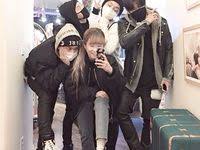  120 Ide Squad Di 2021 Foto Teman Fotografi Teman Foto Sahabat