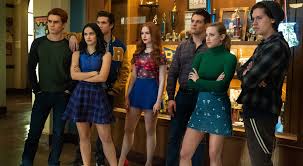 When veronica lodge strides down the halls of riverdale high, you pay attention. Riverdale Staffel 5 Riverdale Staffel 5 Er Spielt Veronicas Ehemann 100 Kostenlos Online 3000 Serien