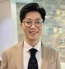 Thaddeus Harvey's Instagram, Twitter & Facebook