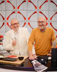 Toda a informação relativa à tvi, os seus vários canais, os seus programas e estrelas. Manuel Luis Goucha Tvi Hoje Seremos Dois Na Cozinha Facebook