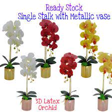 Koleksi oleh khairulazuan kahlid • kali terakhir dikemas kini 7 minggu yang lalu. Exclusive Single Stalk 3d Latex Orchid With Gold Rosegold Metallic Vase Gubahan Bunga Orkid Hiasan Affianze Com Shop Smart Earn Extra