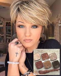Kaci English On Instagram Hair Styles Short Hair Styles Hair And Nails