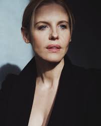 Allison Cain's Instagram, Twitter & Facebook