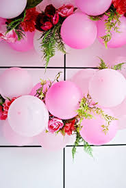 I hope you enjoyed this super easy diy balloon garland tutorial! Guide To Decorating With Flowers For Easter Balloon Diy Balloon Flowers Balloons