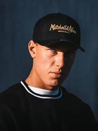 Adam Harbour's Instagram, Twitter & Facebook