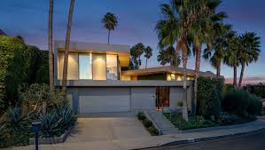 From games to how we pay for things, to how we drive, to how create and store electricity, to how we. 2232 Westridge Road Die Kleine Villa Von Elon Musk Menify Mannermagazin