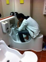 Evinde denediği ve kullanışlı olduğunu gördüğü abdest lavabosu, kısa sürede büyük ilgi gördü. Abdest Lavabosu Icin 19 Fikir Banyo Luks Banyolar Lavabolar