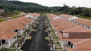 Cadangan ini agak popular dalam kalangan generasi kedua kerana dijangka dapat mengatasi isu penempatan semula. Rm425 6 Juta Untuk Perumahan Generasi Baharu Felda