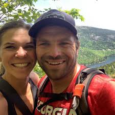 Looks like the models won... Sally indeed has strengthened before landfall.  www.spaghettimodels.com