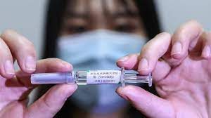 Una vacuna china arroja resultados positivos, según el diario de medicina más respetado del mundo. China Admite Menor Efectividad De Su Vacuna Contra Covid 19 Y Estudia Mezclar Varias