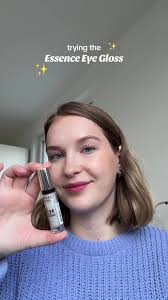 fail: kein essence sondern rival loves me 😂🤦🏼‍♀️ weiß nicht was ich  davon halten soll… habt ihrs schon ausprobiert? #essence #eyegloss