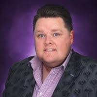 Brian Zander's Instagram, Twitter & Facebook