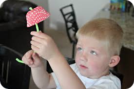 Blue Skies Ahead: Cupcake Liner Umbrella Craft...and Healthy "Mud Dip"  Snack!