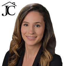 Looking for contractors experienced with stucco.