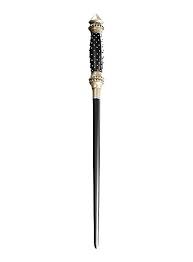 This wand also has a slightly different look in the handle in the film adaptations than the design of th… she presumably purchased it around 1966 when she was eleven years old at. Narcissa Malfoy Wand Character Edition Maskworld Com