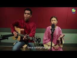 Ku senandungkan lagu untuk mu yang jauh di mata. 5 19 Mb Dayangku Intan Senandung Hari Raya Cover Download Lagu Mp3 Gratis Mp3 Dragon