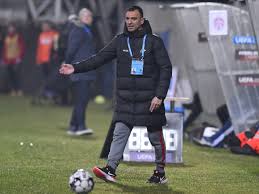 Micle, barbu, grecu, honciu, maes, malele. Toni Petrea SÄƒgeÈ›i CÄƒtre Lpf DupÄƒ Fc ArgeÈ™ Fcsb 0 0 SoluÈ›ia Era Amanarea Meciului