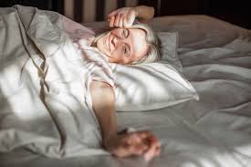 Dormir demais faz tão mal quanto dormir de menos?