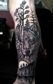 Pin Em Tatuagem Masculina Significado de tatuagens de lobos. pinterest