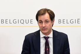 Les voyages à l'étranger interdits du 27 janvier au 1er mars, hors raisons médicales, familiales ou professionnelles. Les Coiffeurs Rouvriront Le 13 Fevrier Les Autres Metiers De Contact Le 1er Mars Les Decisions Du Comite De Concertation Belgique 7sur7 Be
