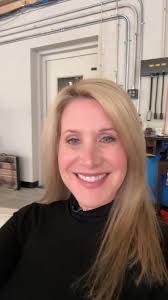 Live in the studio…just because it’s Tuesday! Hope everyone is staying warm!