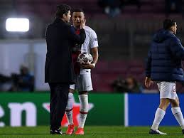 Mbappe kemudian membawa psg unggul. Pochettino Mbappe Guaranteed Me Psg Would Beat Barcelona Thescore Com