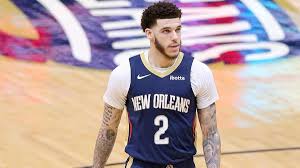 Lonzo ball #2 of the new orleans pelicans dribbles the ball down court during the third quarter of an nba game against the portland trail blazers at smoothie king center on february 17, 2021 in new orleans, louisiana. Pbrzighu1q I M