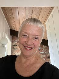 What is the best bird watching guide for a beginner in Virginia?